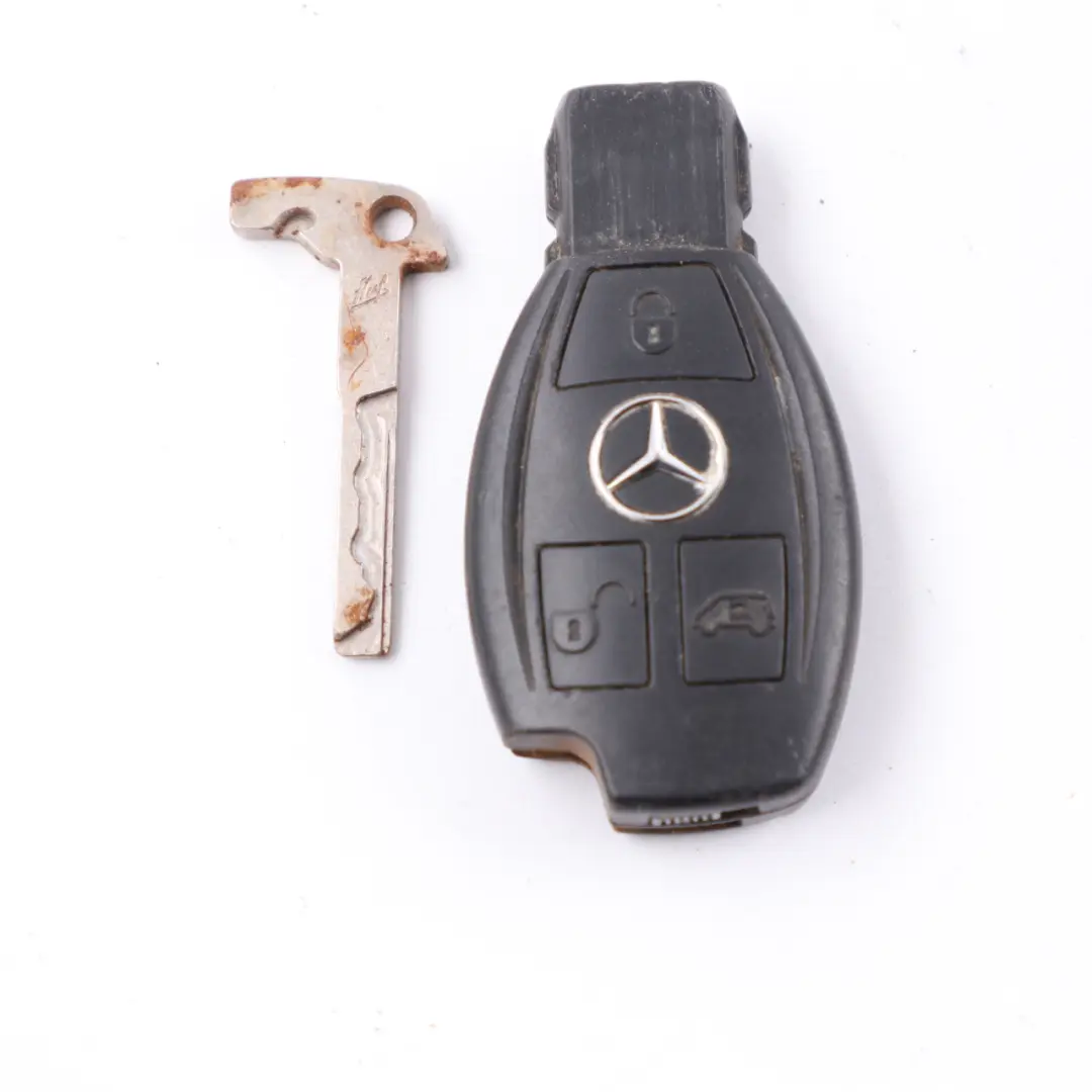 Mercedes Vito W639 Commutateur d'allumage Unité contrôle serrure baril avec clé - SKU A6399002201 - Numéro de pièce A6399002201