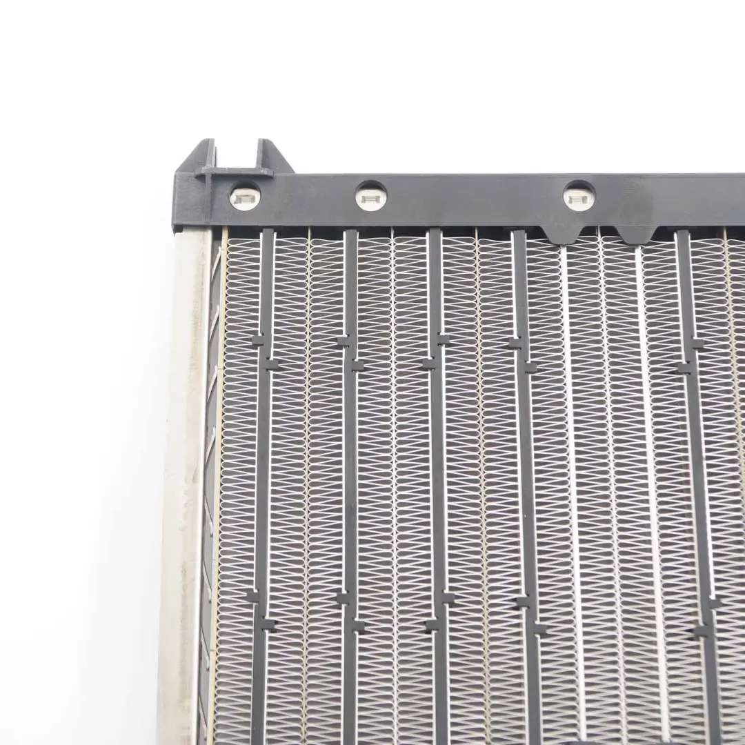 Nagrzewnica Elektryczna do Mercedes W639 o numerze A6399002600 Mercedes W639 Nagrzewnica Elektryczna - SKU A6399002600 - Numer Części A6399002600