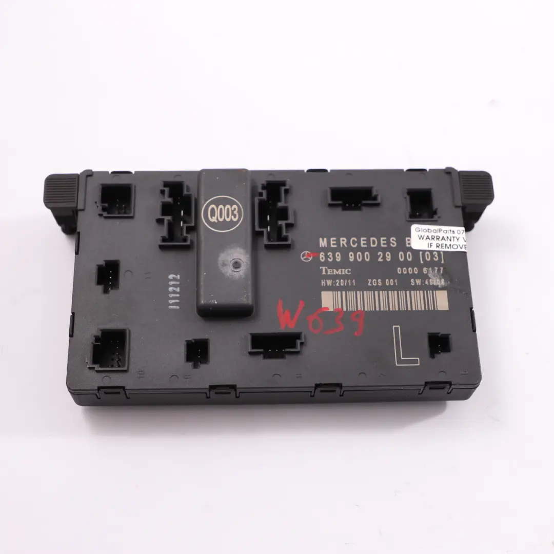 Module de porte avant gauche Unité contrôle ECU pour Mercedes Vito W639 à propos du numéro de pièce A6399002900 Mercedes Vito W639 Module de porte avant gauche Unité contrôle ECU - SKU A6399002900 - Numéro de pièce A6399002900