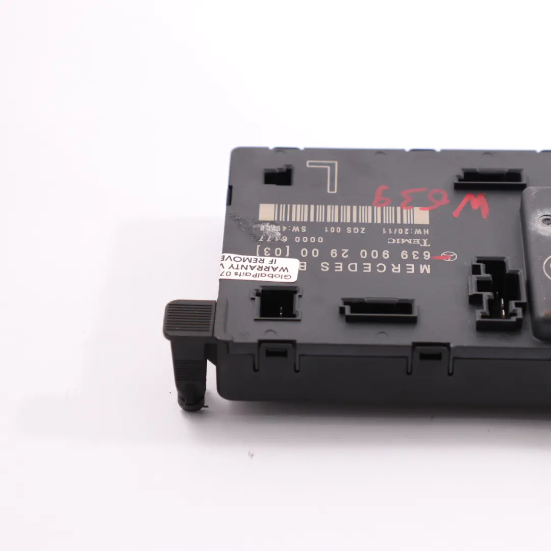 Module de porte avant gauche Unité contrôle ECU pour Mercedes Vito W639 à propos du numéro de pièce A6399002900 Mercedes Vito W639 Module de porte avant gauche Unité contrôle ECU - SKU A6399002900 - Numéro de pièce A6399002900