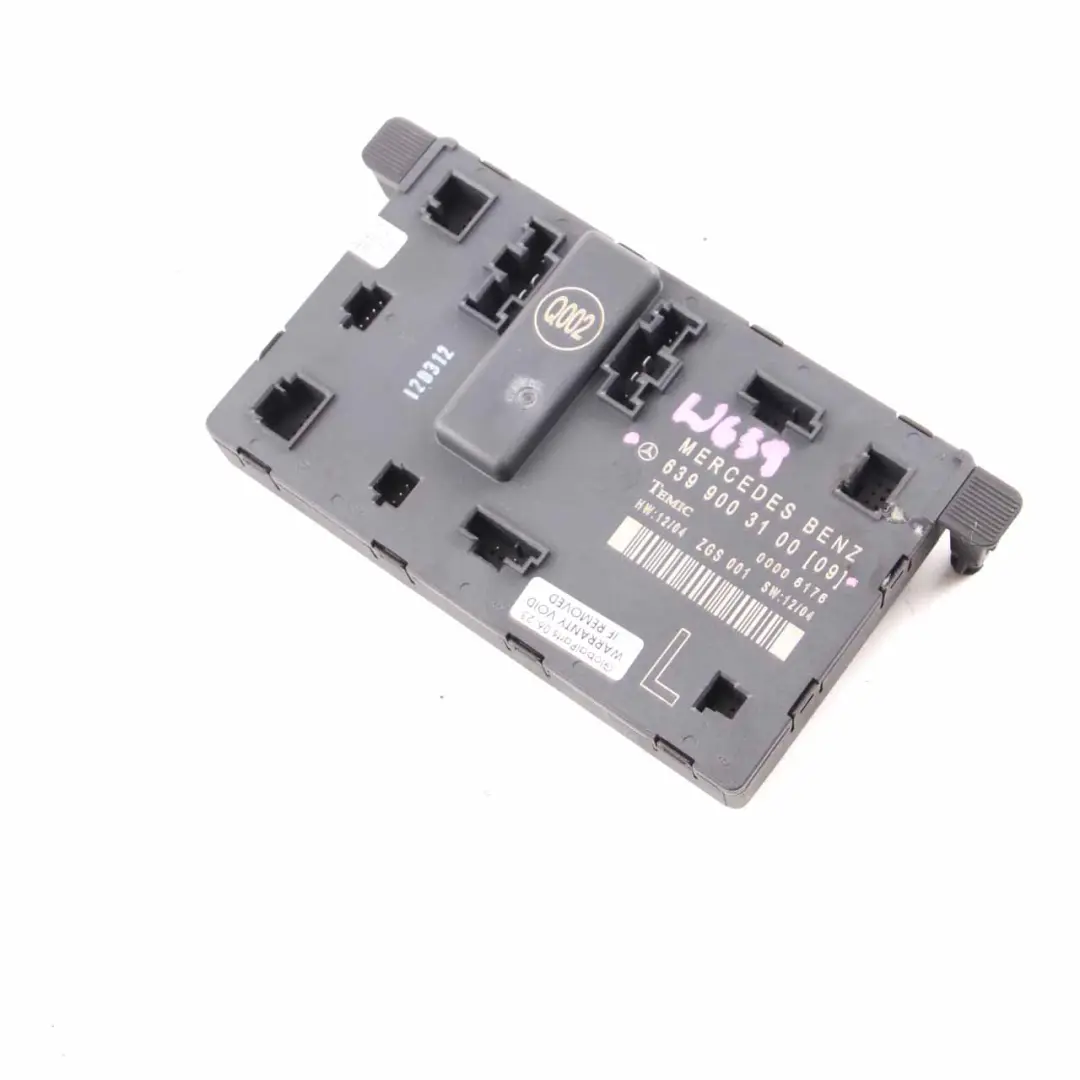 Modulo Porta Anteriore Sinistra Centralina ECU per Mercedes Vito W639 con numero di parte A6399003100 Mercedes Vito W639 Modulo Porta Anteriore Sinistra Centralina ECU - SKU A6399003100 - Numero di parte A6399003100