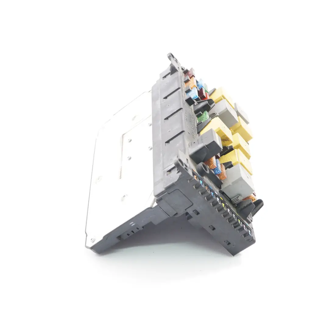 Fuse Box Relay Control Unit Electric Module SAM to Mercedes Vito W639 with Part number A6399005400 Mercedes Vito W639 Fuse Box Relay Control Unit Electric Module SAM - SKU A6399005400 - Part number A6399005400