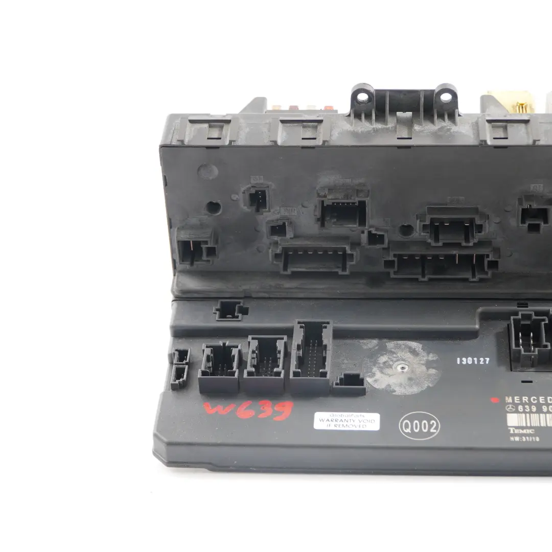 Boîte Fusibles Relais Unité Contrôle Électrique pour Mercedes Vito W639 à propos du numéro de pièce A6399005400 Mercedes Vito W639 Boîte Fusibles Relais Unité Contrôle Électrique - SKU A6399005400 - Numéro de pièce A6399005400