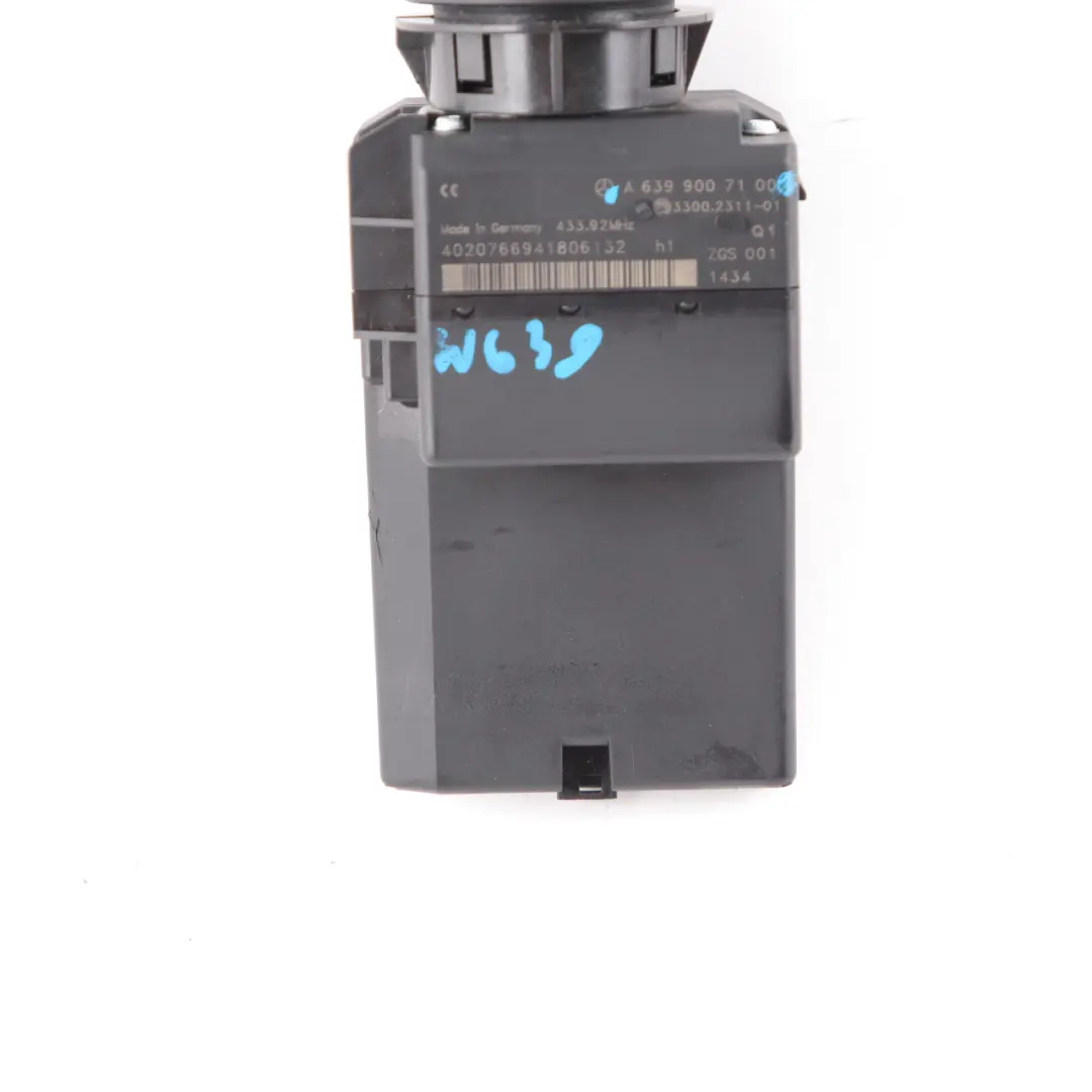Interrupteur D'Allumage Verrouillage Avec Clé pour Mercedes Vito W639 à propos du numéro de pièce A6399007100 Mercedes Vito W639 Interrupteur D'Allumage Verrouillage Avec Clé - SKU A6399007100 - Numéro de pièce A6399007100