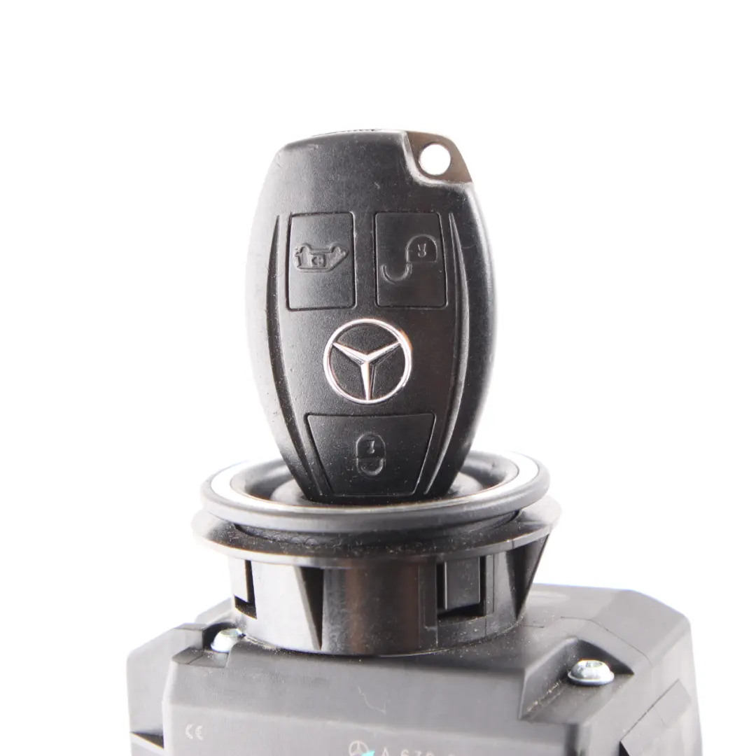 Mercedes Vito W639 Ignition Switch Barrel Lock Control Unit With Key - SKU A6399007100 - Part number A6399007100