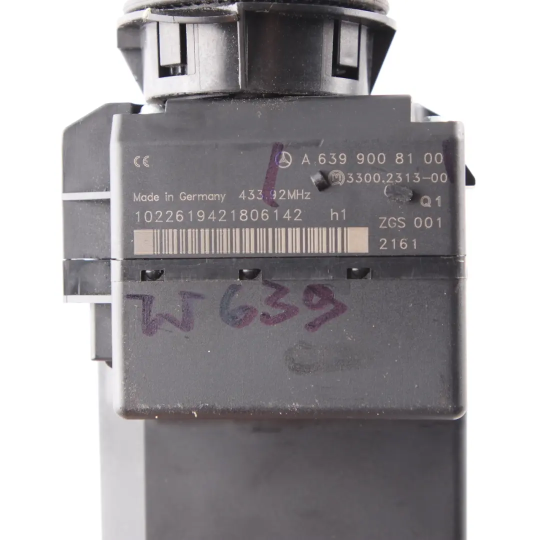 Ignition Switch Lock Control Module Unit to Mercedes Vito W639 with Part number A6399008100 Mercedes Vito W639 Ignition Switch Lock Control Module Unit - SKU A6399008100 - Part number A6399008100