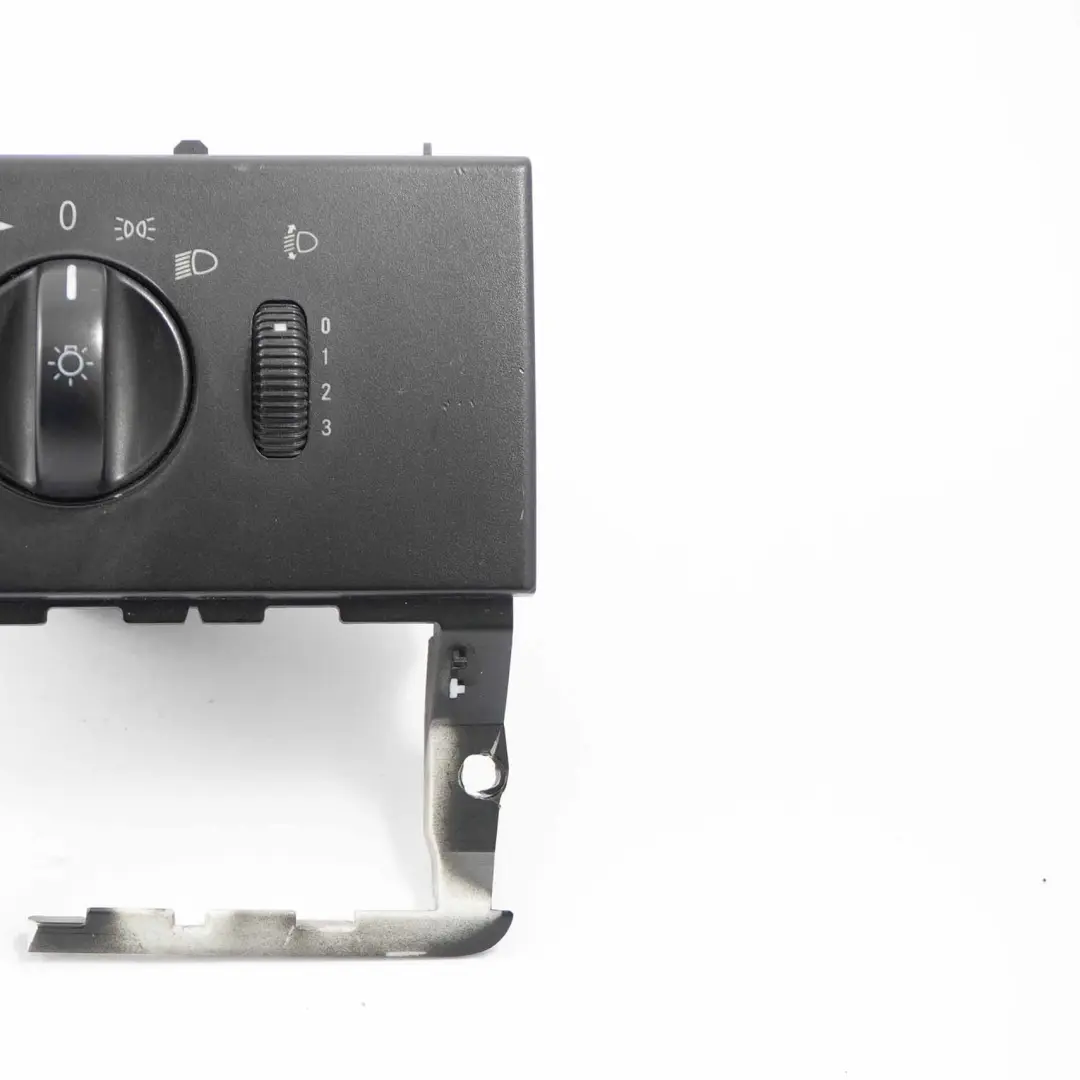 Mercedes Vito Viano W639 Unidad De Interruptor De Faros Boton Pomo - SKU A6399050000 - Número de pieza A6399050000