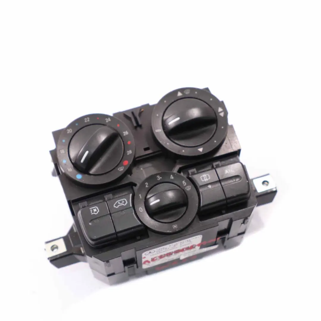 Climatizador Unidad Control Panel Interruptores para Mercedes W639 AC con número de pieza A6399060100 Mercedes W639 AC Climatizador Unidad Control Panel Interruptores - SKU A6399060100 - Número de pieza A6399060100