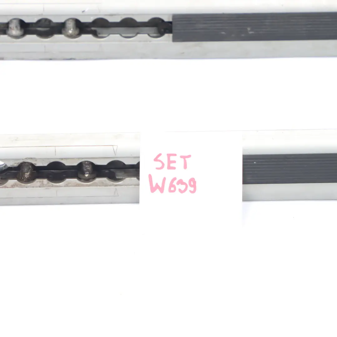 Mercedes Vito W639 Set staffe supporto montaggio binari sedili - SKU A6399500895 - Numero di parte A6399500895