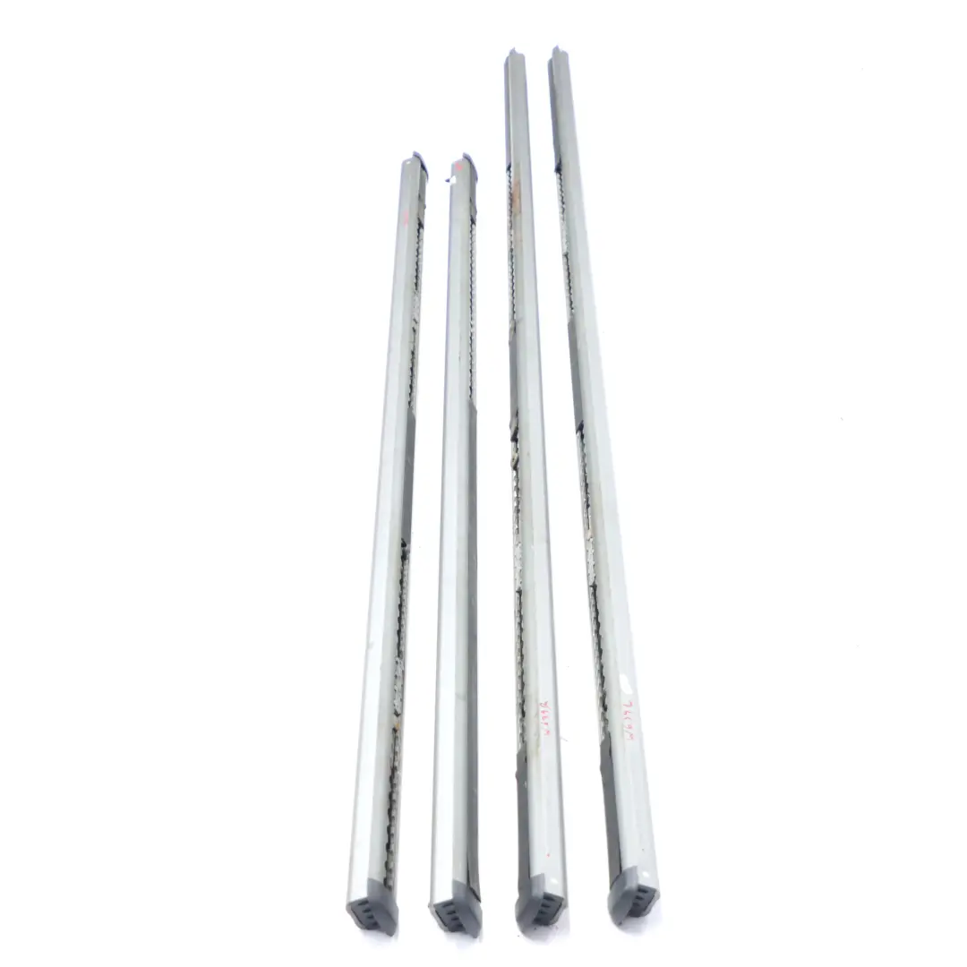 Mercedes Vito W639 Set staffe supporto montaggio binari sedili - SKU A6399500895 - Numero di parte A6399500895