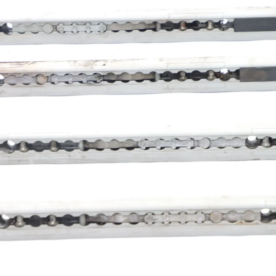 Mercedes Vito W639 Rail de siège Support de fixation au sol Set - SKU A6399500895 - Numéro de pièce A6399500895