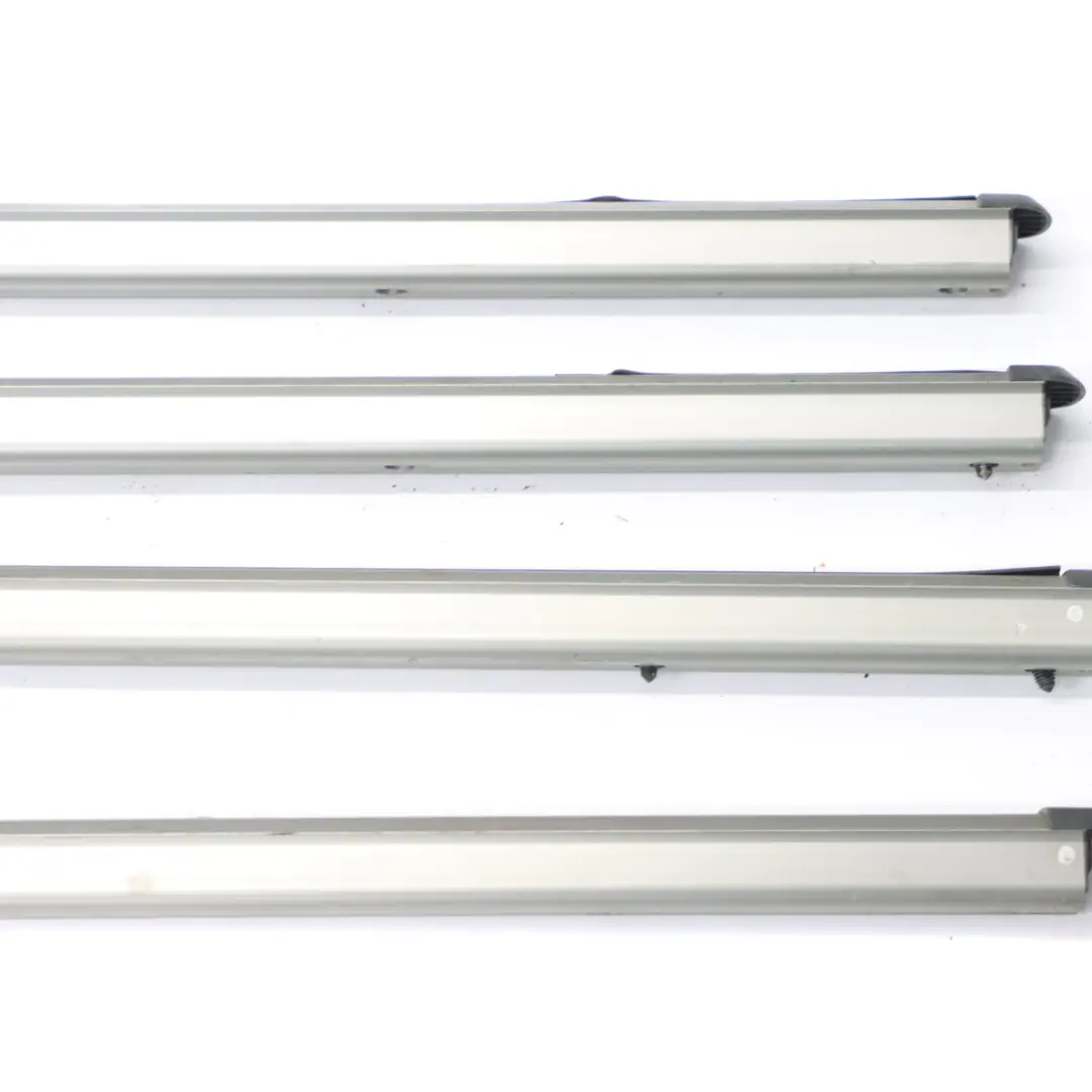 Mercedes Vito W639 Rail de siège Support de fixation au sol Set - SKU A6399500895 - Numéro de pièce A6399500895