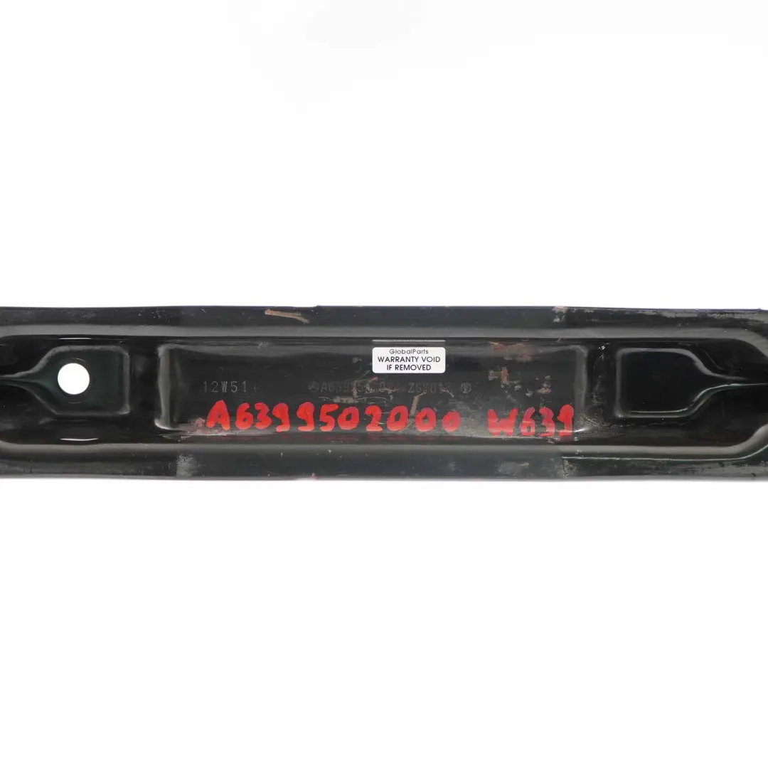 Supporto Montaggio Guida Sedile Posteriore per Mercedes Vito W639 con numero di parte A6399502000 Mercedes Vito W639 Supporto Montaggio Guida Sedile Posteriore - SKU A6399502000 - Numero di parte A6399502000