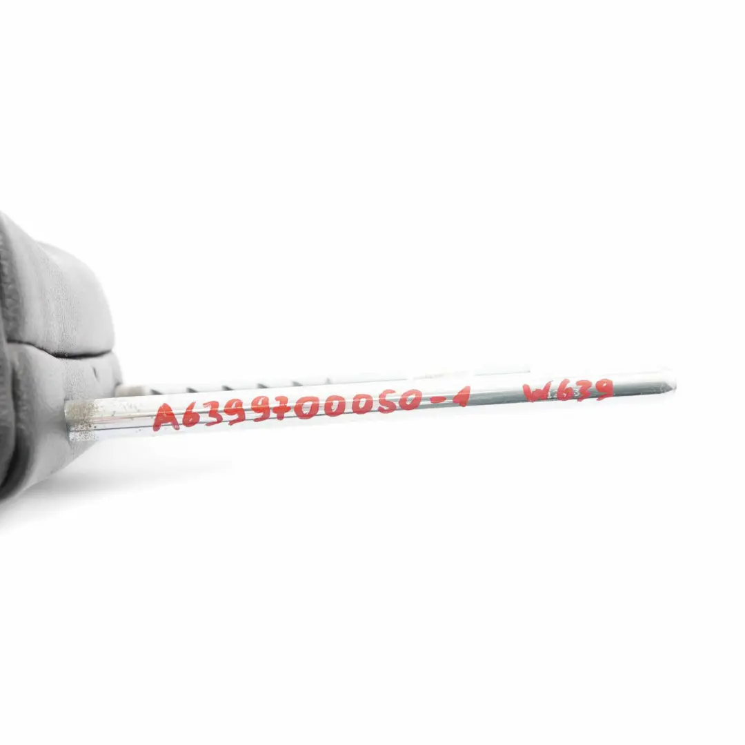 Mercedes Vito W639 Appui-tête Siège avant gauche droit Tissu Noir - SKU A6399700050-1 - Numéro de pièce A6399700050