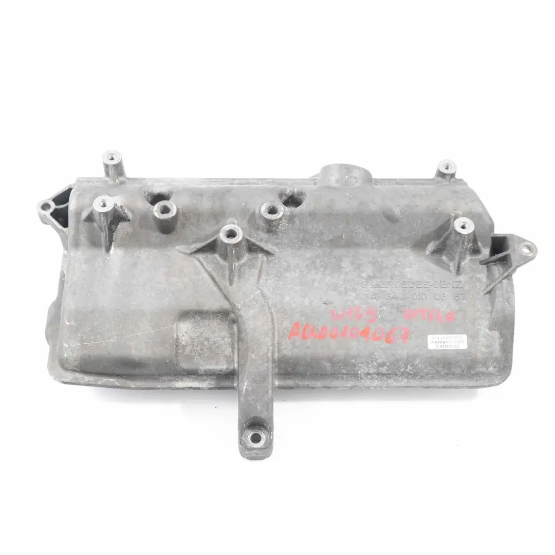 OM640 CDI Cylinder Head Valve Cover to Mercedes W169 W245 with Part number A6400100667 Mercedes W169 W245 OM640 CDI Cylinder Head Valve Cover - SKU A6400100667 - Part number A6400100667