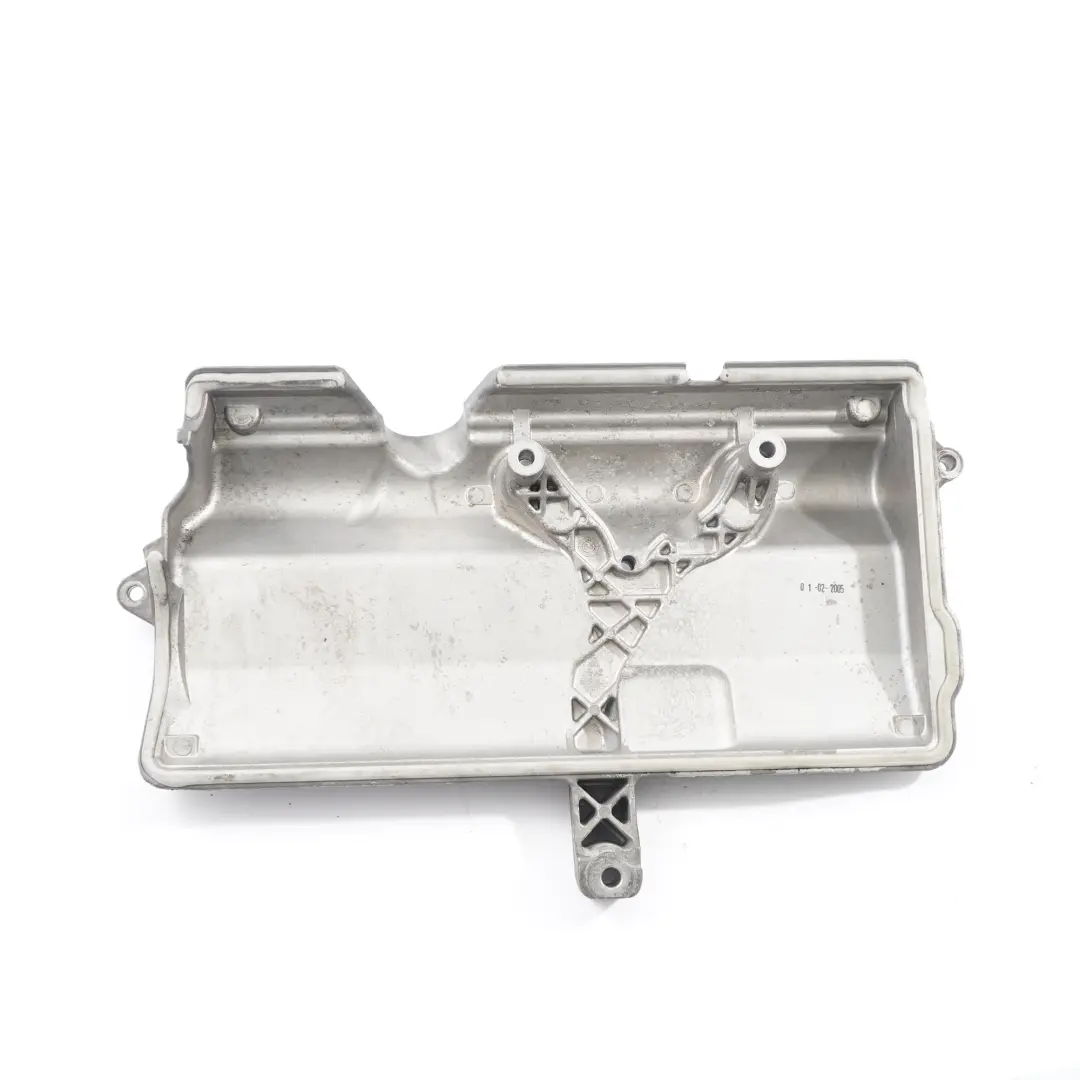 OM640 Pokrywa Silnika Zaworów do Mercedes W169 W245 o numerze A6400100667 Mercedes W169 W245 OM640 Pokrywa Silnika Zaworów - SKU A6400100667 - Numer Części A6400100667