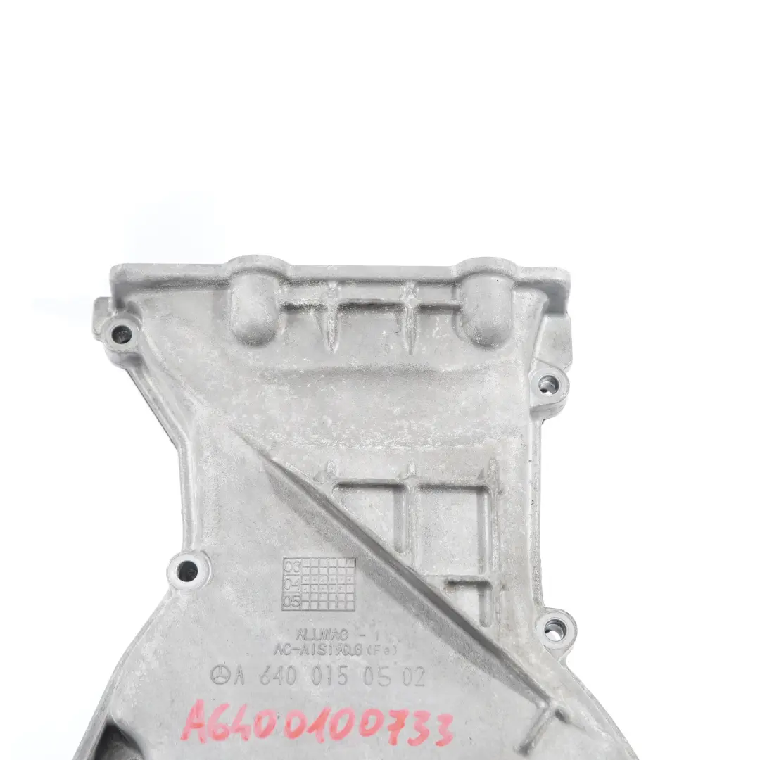  Couvercle Vilebrequin Mercedes W169 W245 OM640 Boîtier Distribution A6400150502 - SKU A6400100733 - Numéro de pièce A6400100733