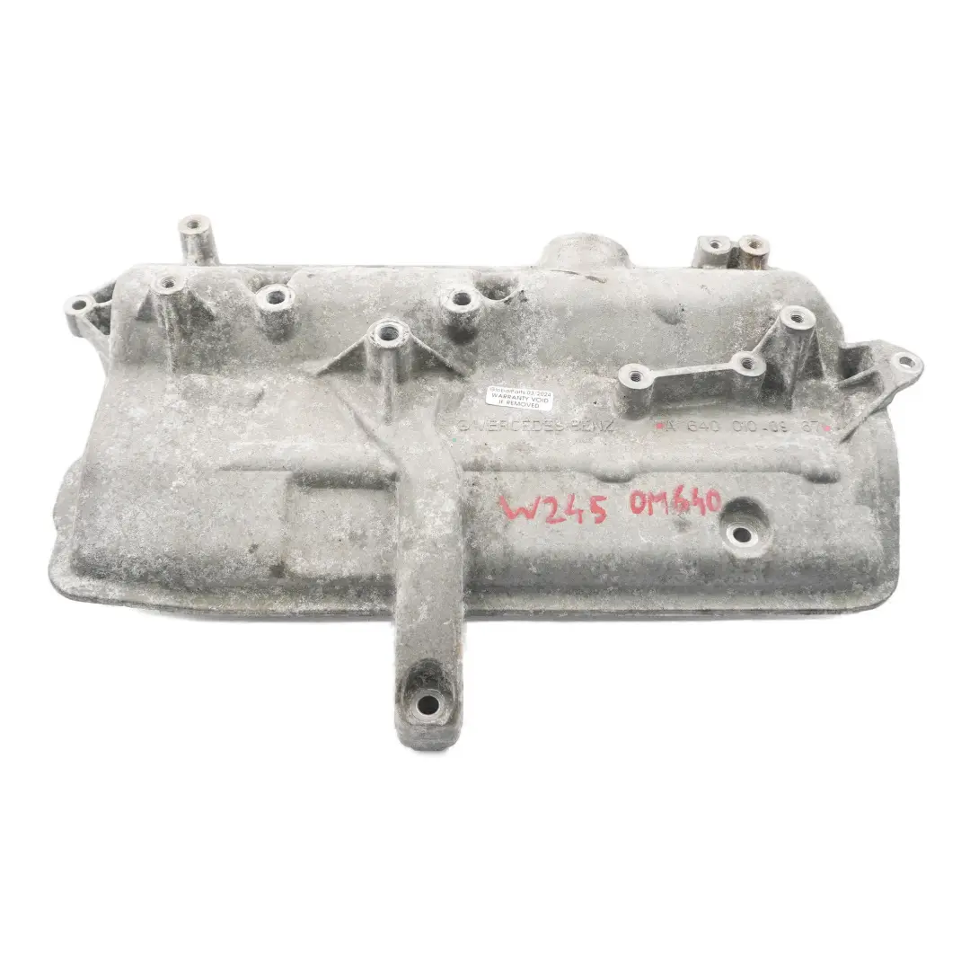 OM640 Diesel Cilindro Testa Coperchio Valvola per Mercedes W245 con numero di parte A6400100967 Mercedes W245 OM640 Diesel Cilindro Testa Coperchio Valvola - SKU A6400100967 - Numero di parte A6400100967