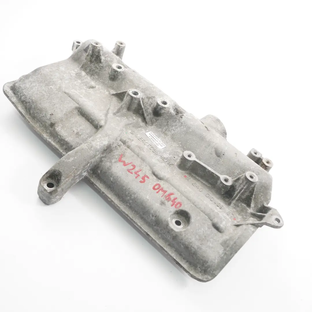 OM640 Diesel Culata Tapa de Válvula para Mercedes W245 con número de pieza A6400100967 Mercedes W245 OM640 Diesel Culata Tapa de Válvula - SKU A6400100967 - Número de pieza A6400100967