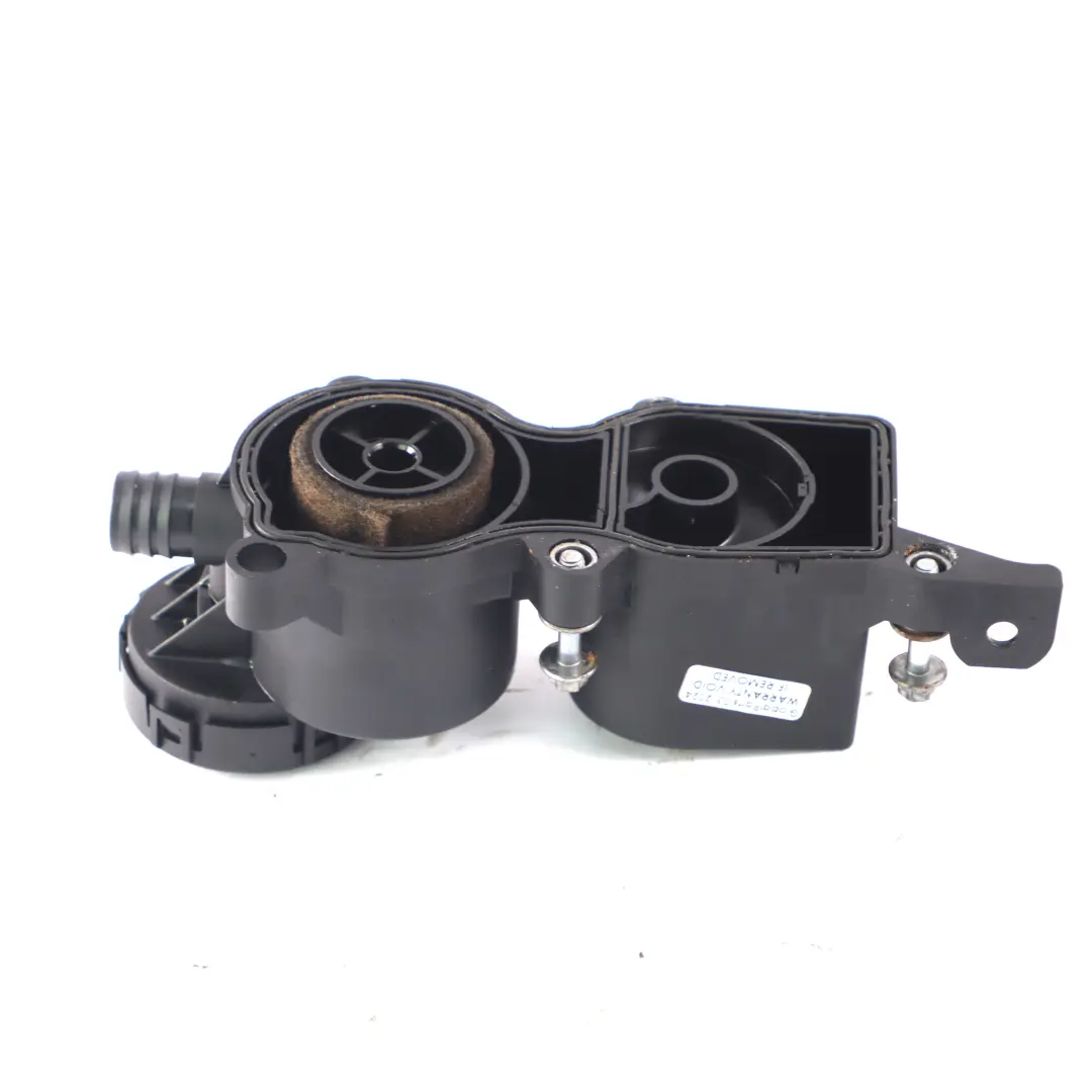 Oil Seperator Mercedes W169 Diesel OM640 Crankase Breather Valve to with Part number A6400101062 Oil Seperator Mercedes W169 Diesel OM640 Crankase Breather Valve - SKU A6400101062-1 - Part number A6400101062