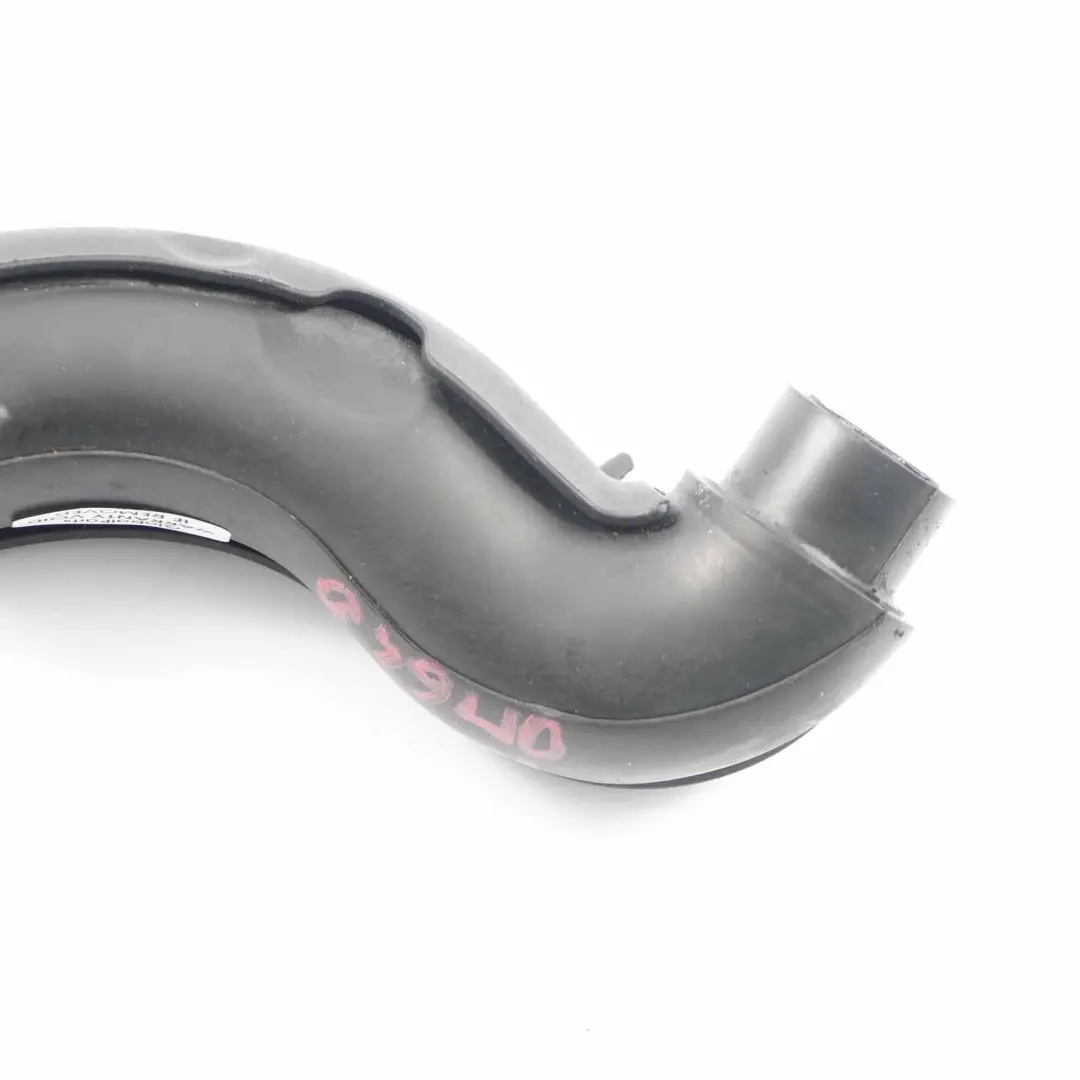 OM640 Tuyau de ventilation pour Mercedes W169 W245 à propos du numéro de pièce A6400101182 Mercedes W169 W245 OM640 Tuyau de ventilation - SKU A6400101182 - Numéro de pièce A6400101182