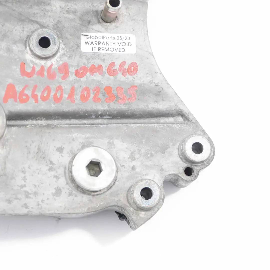  Halterung Abdeckung Mercedes W169 W245 Diesel OM640 Motorhalterung A6400102035 - SKU A6400102335 - Teilenummer A6400102335