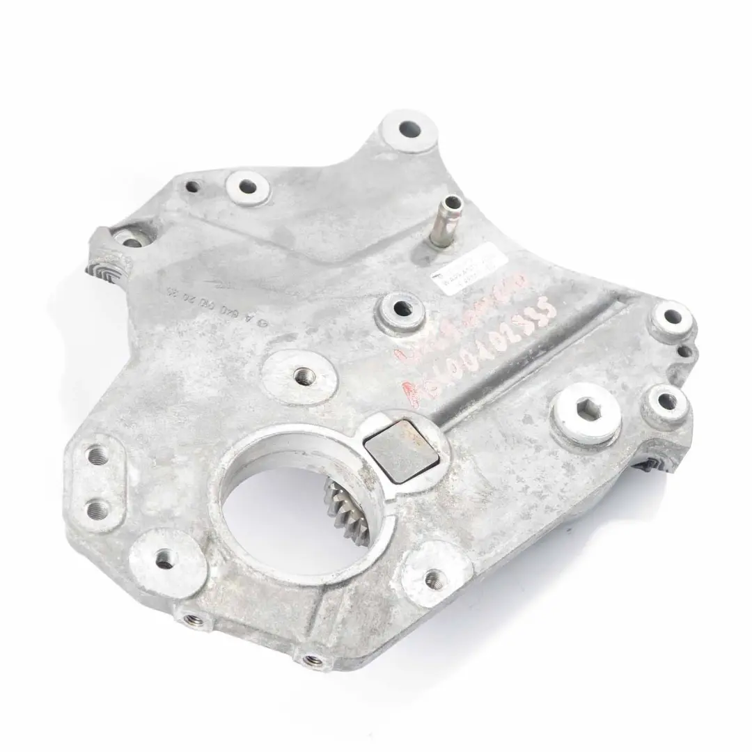  Halterung Abdeckung Mercedes W169 W245 Diesel OM640 Motorhalterung A6400102035 - SKU A6400102335 - Teilenummer A6400102335