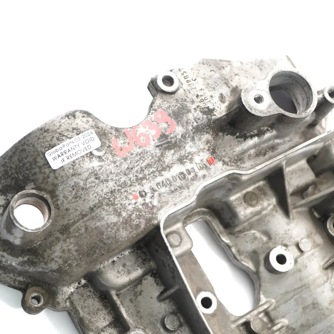 Cylinder Head Top Cover Valvetrain Valve Cover to Mercedes Vito W639 with Part number A6400160605 Mercedes Vito W639 Cylinder Head Top Cover Valvetrain Valve Cover - SKU A6400160605 - Part number A6400160605