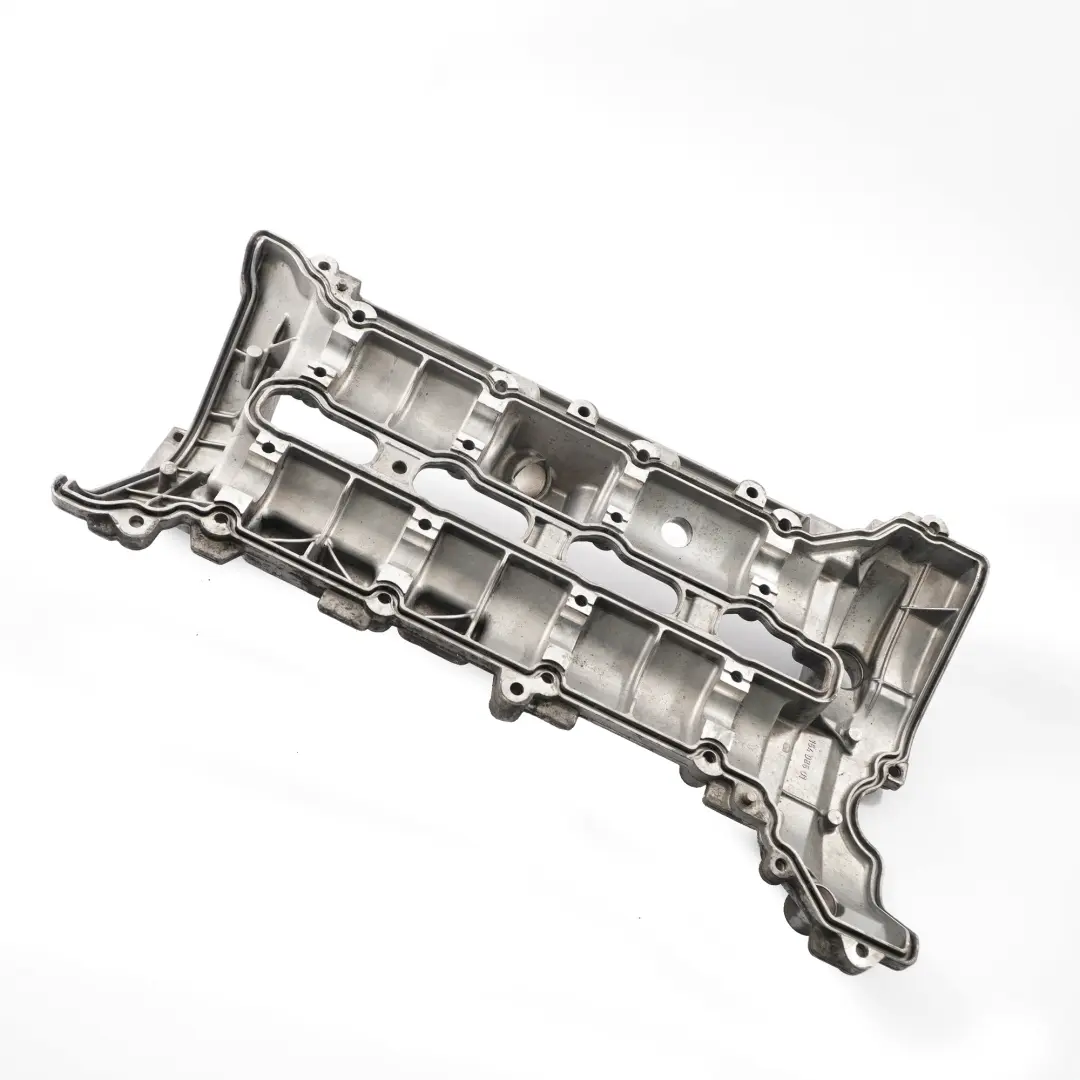 Culasse Couvre-culasse Couvre-culasse pour Mercedes W639 à propos du numéro de pièce A6400160605 Mercedes W639 Culasse Couvre-culasse Couvre-culasse - SKU A6400160605 - Numéro de pièce A6400160605