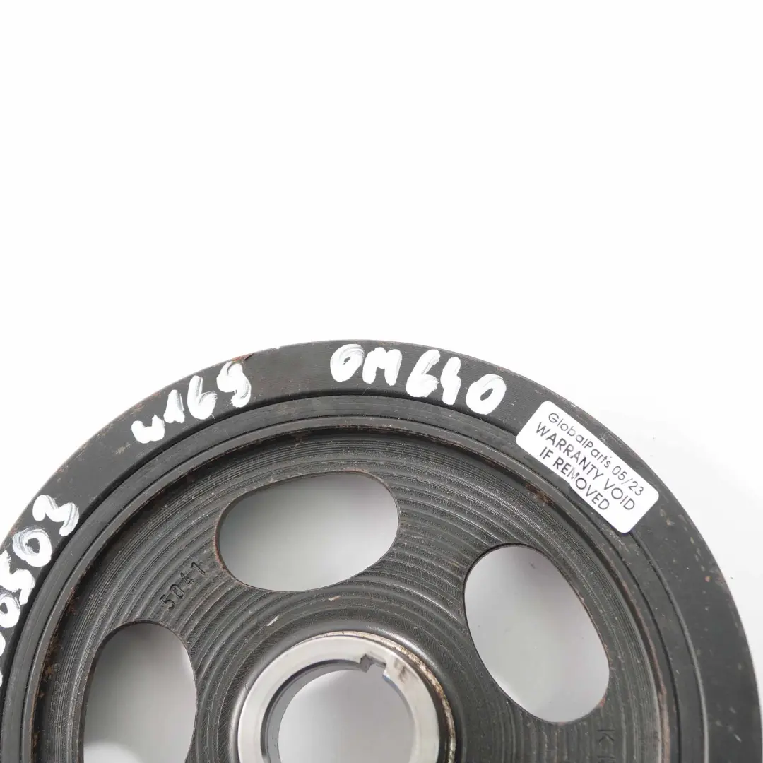 Ammortizzatore Mercedes W169 W245 OM640 Puleggia Albero Motore per con numero di parte A6400300503 Ammortizzatore Mercedes W169 W245 OM640 Puleggia Albero Motore - SKU A6400300503 - Numero di parte A6400300503