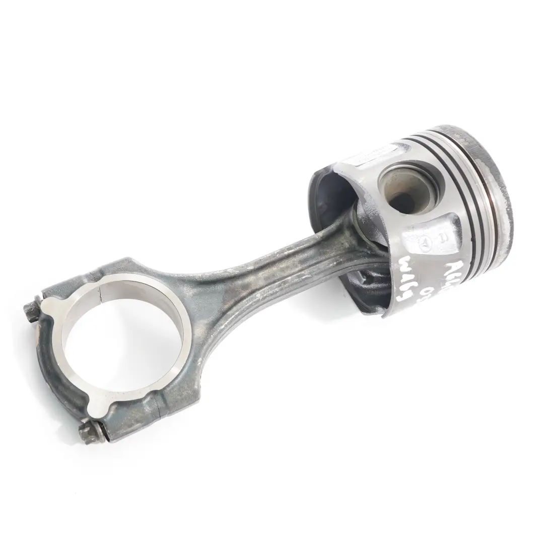 Mercedes W169 W245 Diesel OM640 Motor Biela Pistón Biela - SKU A6400300517 - Número de pieza A6400300517