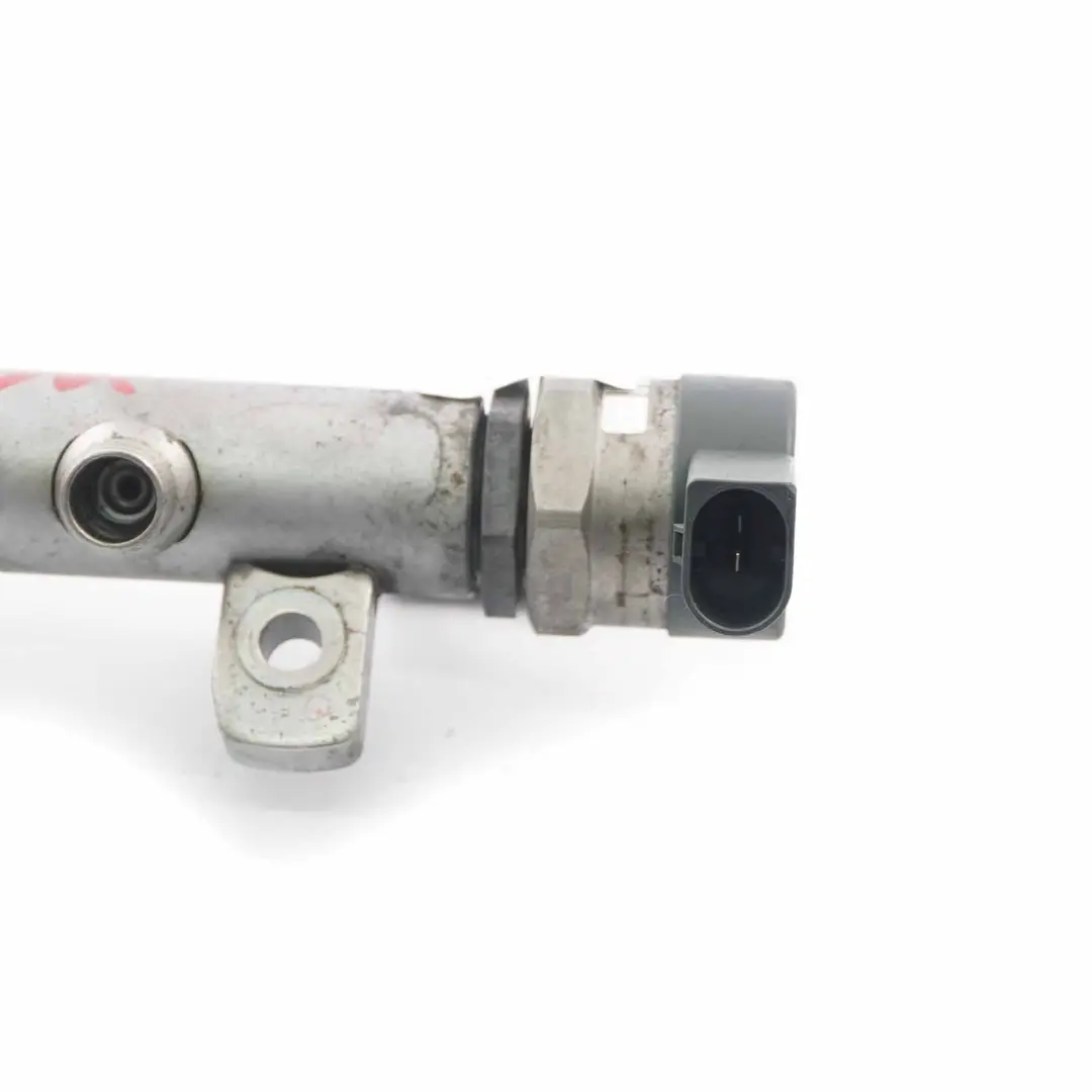 Mercedes W169 W245 Diesel OM640 Fuel Injector Rail Line - SKU A6400702395-1 - Part number A6400702395