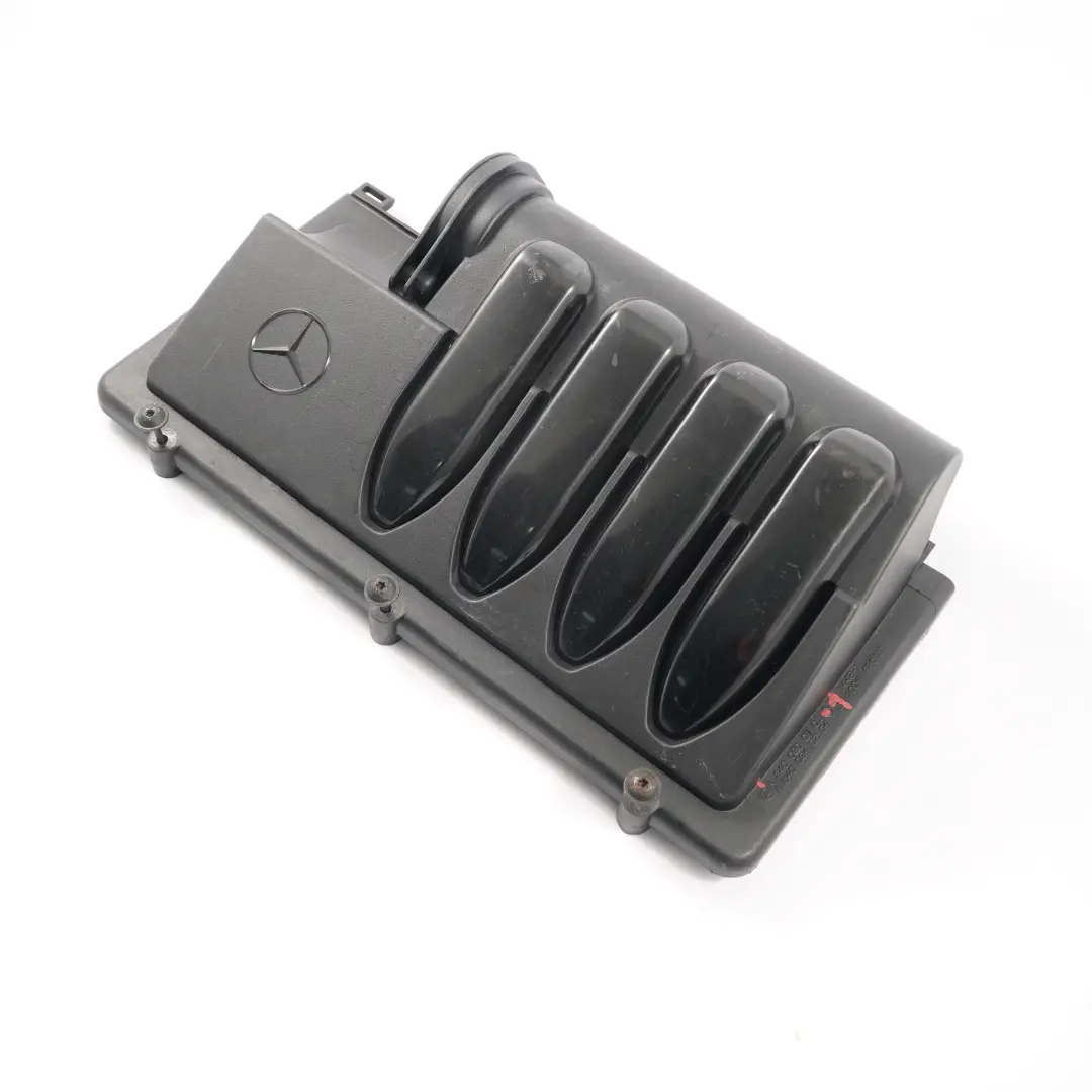 Mercedes W169 W245 OM640 CDI Diesel Filtro de Aire Caja - SKU A6400900701-1 - Número de pieza A6400900701