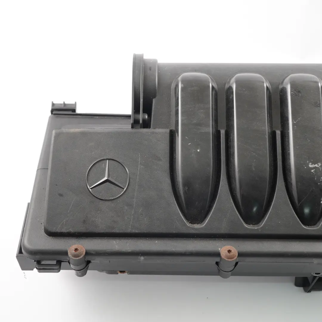 OM640 Ansaugschalldämpfer Luftfilterkasten Gehäuse für Mercedes W169 mit Teilenummer A6400900901 Mercedes W169 OM640 Ansaugschalldämpfer Luftfilterkasten Gehäuse - SKU A6400900901 - Teilenummer A6400900901