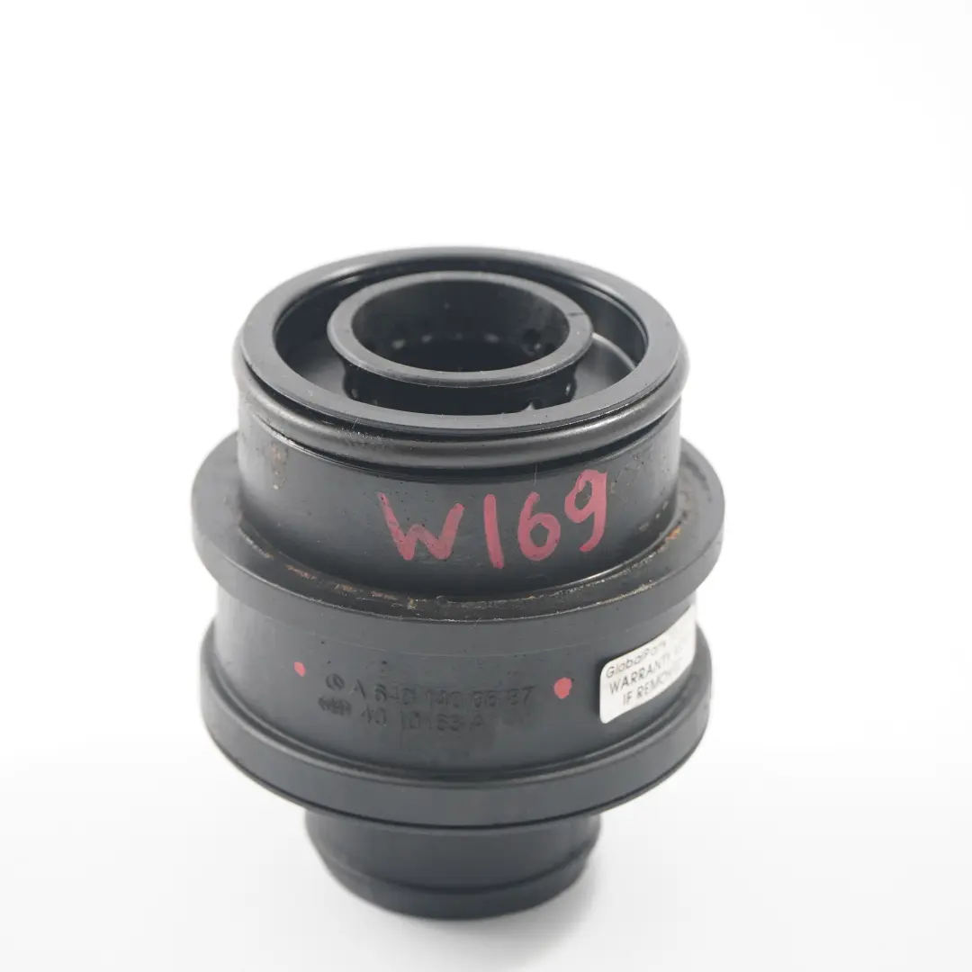 OM640 Turbolader Schlauchleitung Dämpfer Schall für Mercedes W169 W245 mit Teilenummer A6401400687 Mercedes W169 W245 OM640 Turbolader Schlauchleitung Dämpfer Schall - SKU A6401400687 - Teilenummer A6401400687