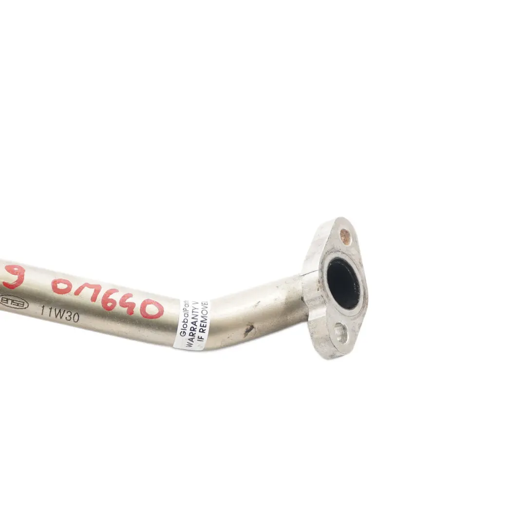 OM640 AGR Rohr Schlauch für Mercedes W169 W245 Diesel mit Teilenummer A6401410304 Mercedes W169 W245 Diesel OM640 AGR Rohr Schlauch - SKU A6401410304 - Teilenummer A6401410304