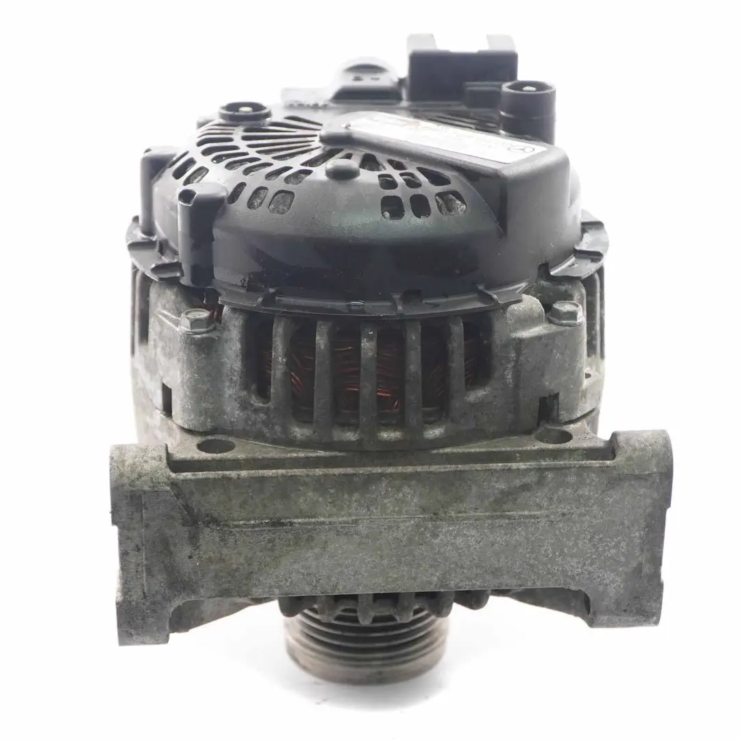 OM640 Alternator do Mercedes W169 W245 o numerze A6401540402 Mercedes W169 W245 OM640 Alternator - SKU A6401540402 - Numer Części A6401540402