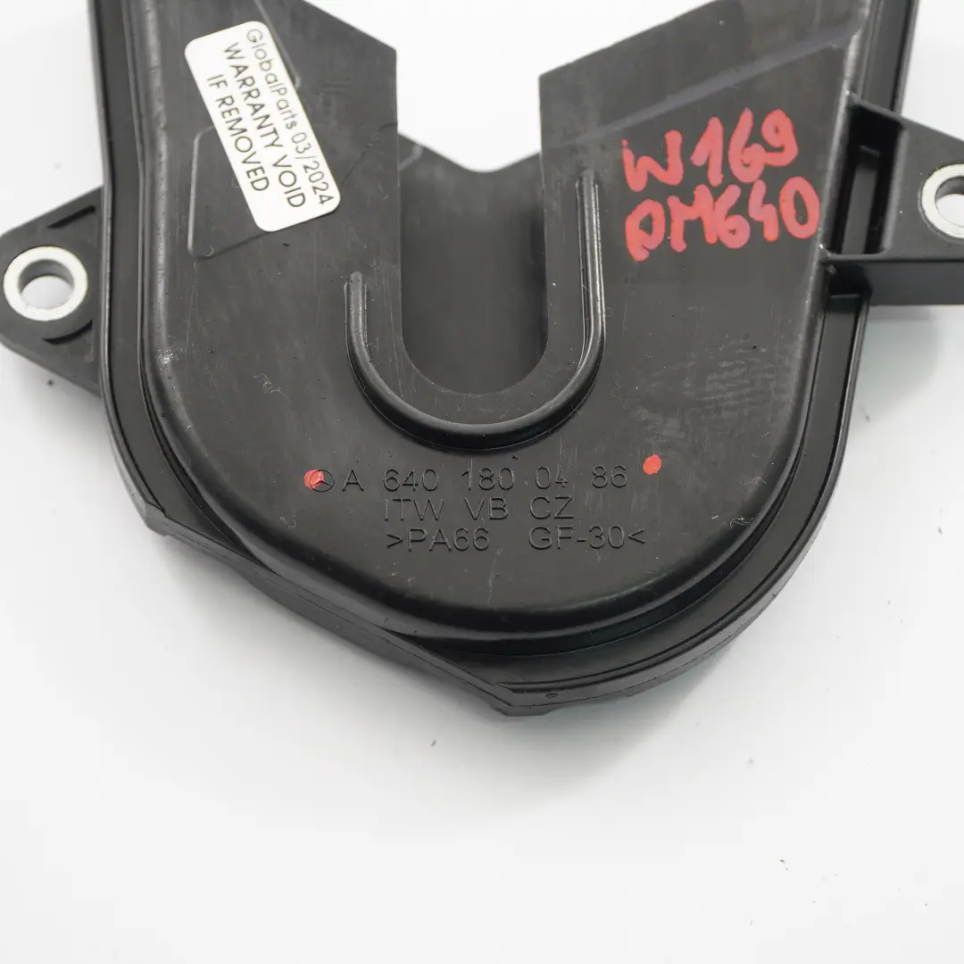 Plaque protection Mercedes W169 Diesel Engine OM640 pompe à huile pour à propos du numéro de pièce A6401800486 Plaque protection Mercedes W169 Diesel Engine OM640 pompe à huile - SKU A6401800486 - Numéro de pièce A6401800486