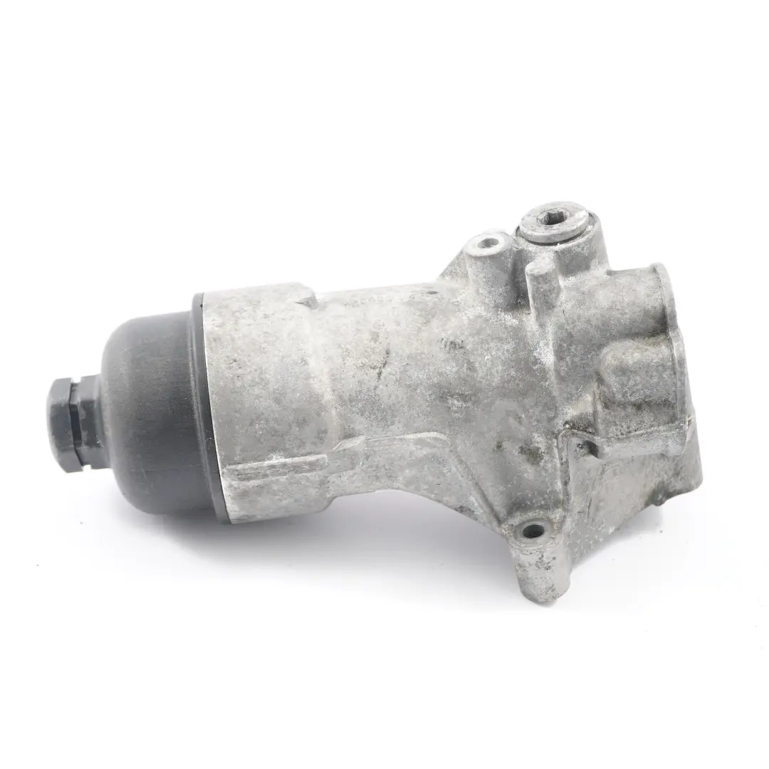 OM640 Osłona Mocowanie Filtra Oleju do Mercedes W169 o numerze A6401800710 Mercedes W169 OM640 Osłona Mocowanie Filtra Oleju - SKU A6401800710 - Numer Części A6401800710