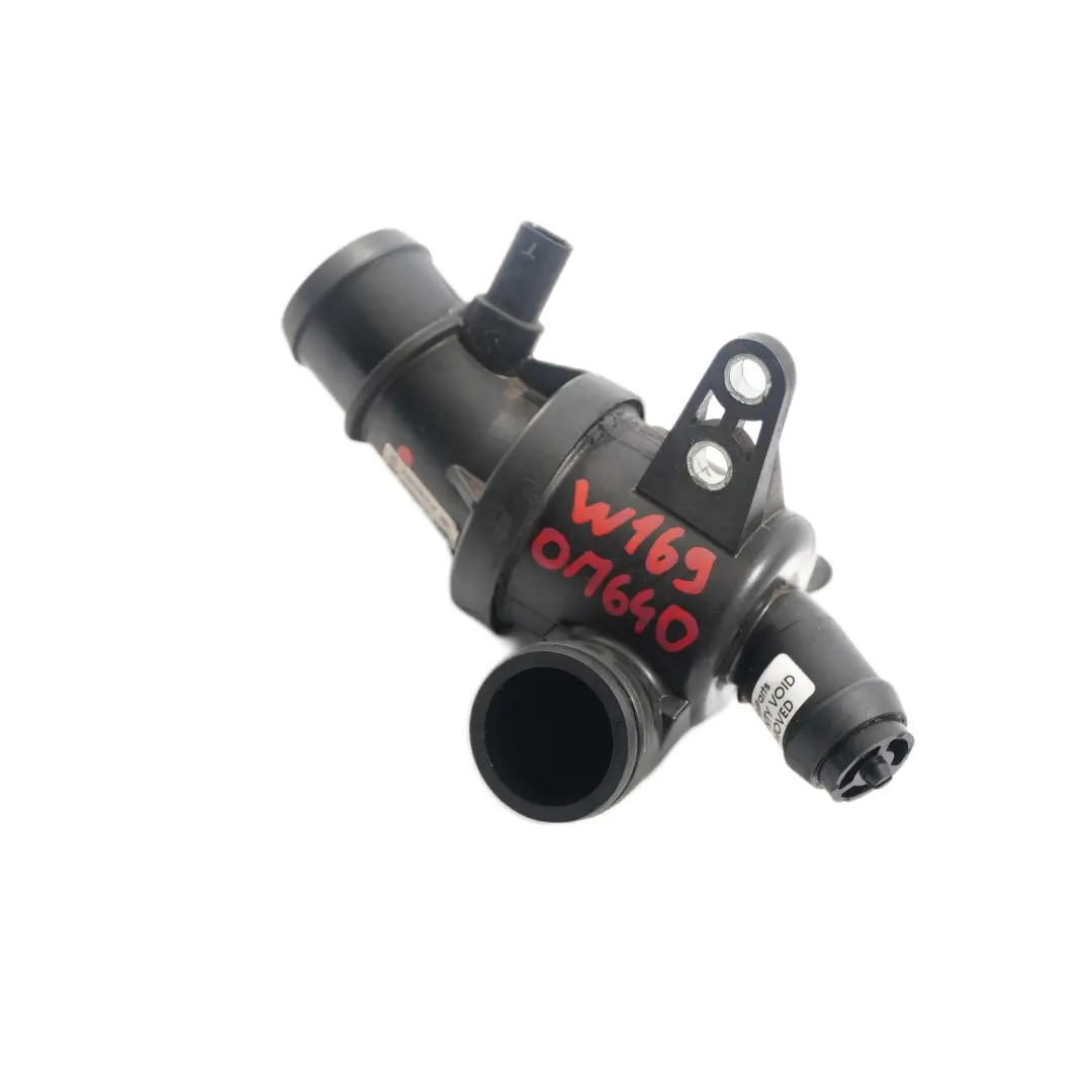 OM640 Diesel Thermostatgehäuse Kühlwasser für Mercedes W169 W245 mit Teilenummer A6402000715 Mercedes W169 W245 OM640 Diesel Thermostatgehäuse Kühlwasser - SKU A6402000715 - Teilenummer A6402000715