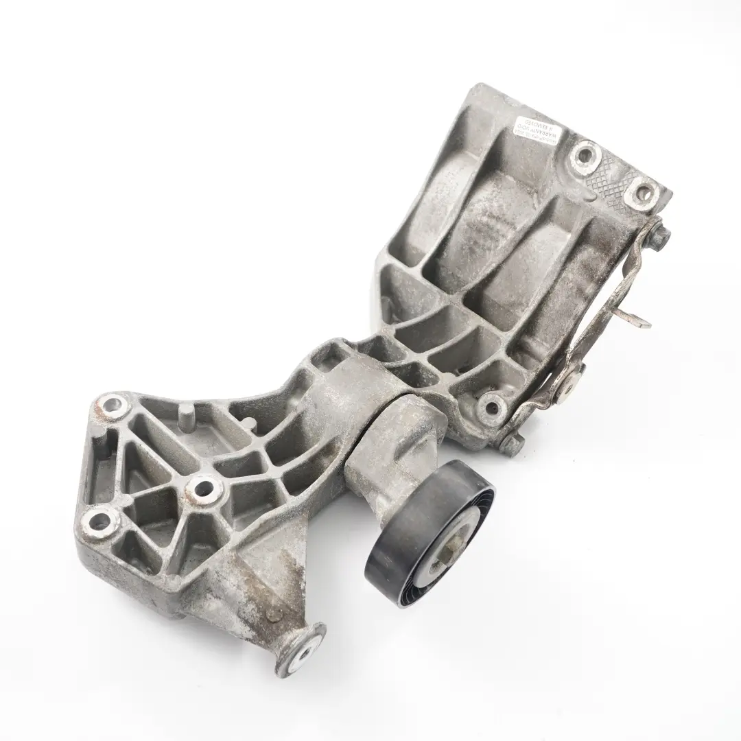 Mercedes W169 W245 Supporto Pannello di Montaggio dell'Alternatore OM640 Diesel - SKU A6402003370-1 - Numero di parte A6402003370