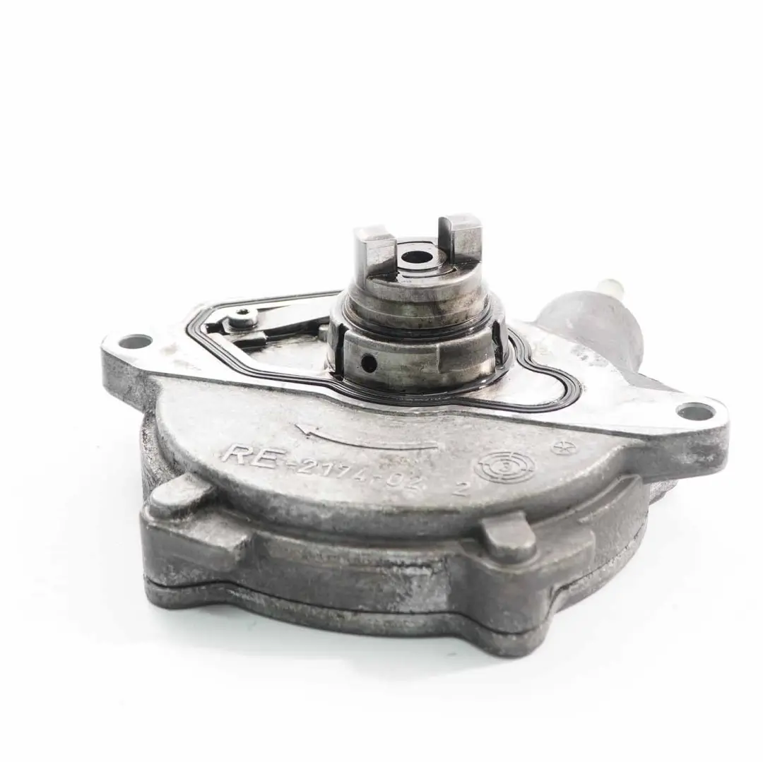 OM640 Pompa Vacum do Mercedes W169 W245 o numerze A6402300265 Mercedes W169 W245 OM640 Pompa Vacum - SKU A6402300265 - Numer Części A6402300265