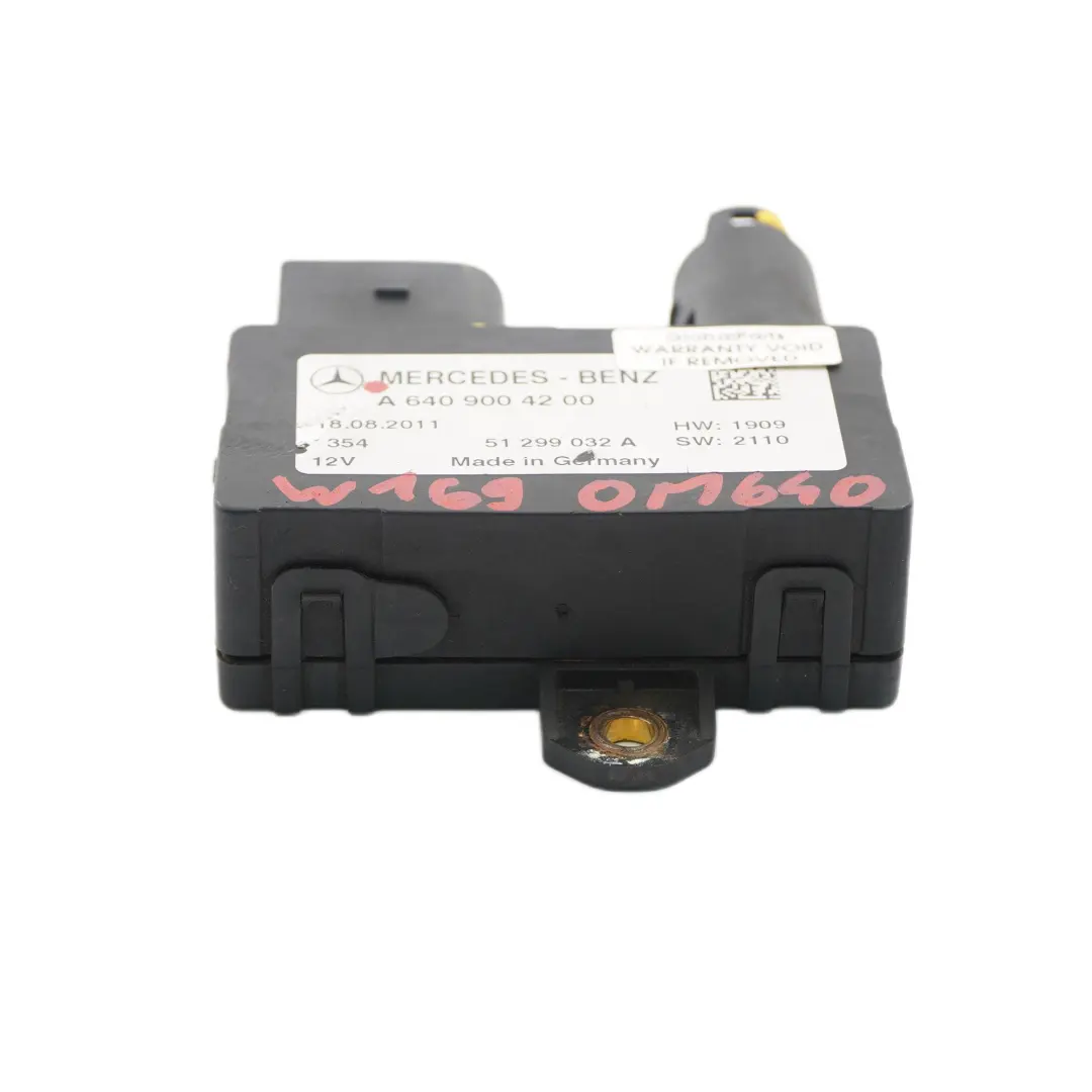 Mercedes W169 W245 Módulo Relé Bujías Incandescencia OM640 Motor - SKU A6409004200 - Número de pieza A6409004200