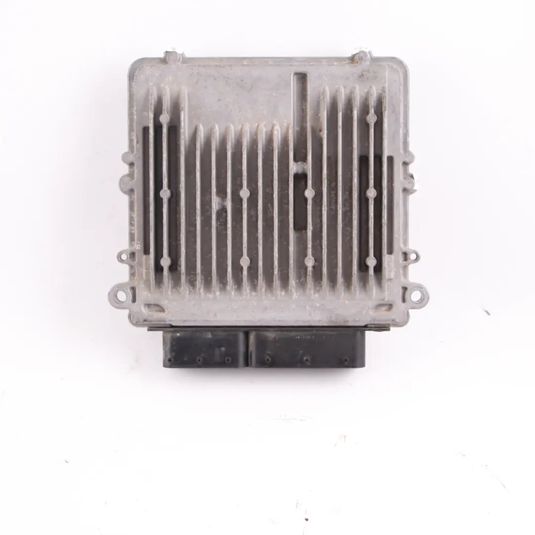 A180 CDI OM640.940 109HP Engine Control Unit ECU to Mercedes W169 with Part number A6409004900 Mercedes W169 A180 CDI OM640.940 109HP Engine Control Unit ECU - SKU A6409004900 - Part number A6409004900