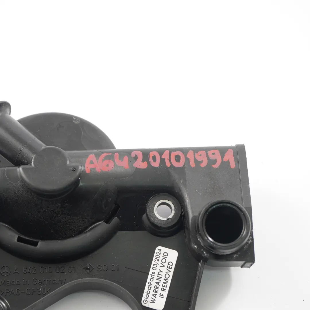  Valve de purge Mercedes W639 OM642 Valve purge moteur Crankase Vent - SKU A6420100291 - Numéro de pièce A6420100291