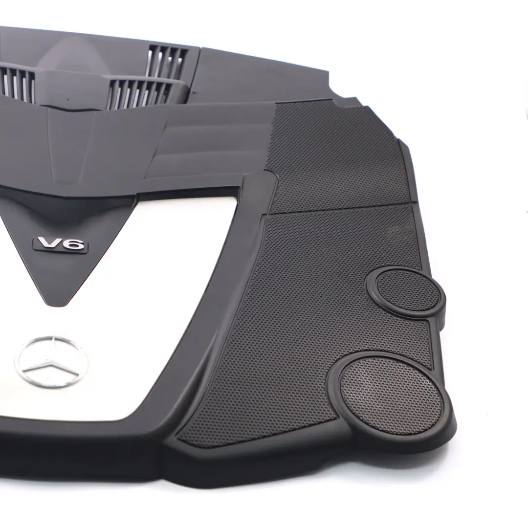 OM642 Motor Embellecedor Cubierta Acústica para Mercedes W164 C209 W211 con número de pieza A6420101667 Mercedes W164 C209 W211 OM642 Motor Embellecedor Cubierta Acústica - SKU A6420101667 - Número de pieza A6420101667