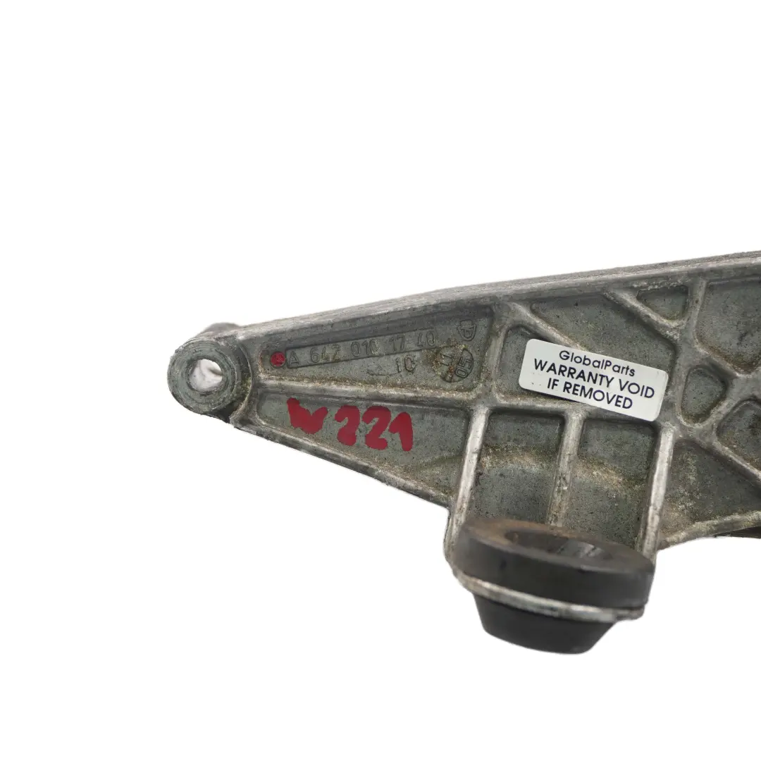 Supporto Motore Mercedes W212 W221 OM642 Coperchio Montaggio Diesel per con numero di parte A6420101740 Supporto Motore Mercedes W212 W221 OM642 Coperchio Montaggio Diesel - SKU A6420101740 - Numero di parte A6420101740