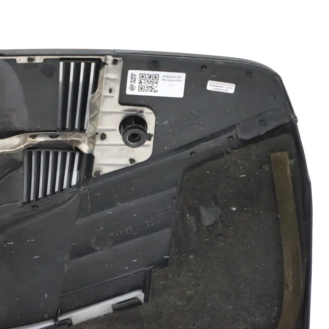 Capot moteur Mercedes ML W164 W211 C219 OM642 Trim Acoustic Panel pour à propos du numéro de pièce A6420101767 Capot moteur Mercedes ML W164 W211 C219 OM642 Trim Acoustic Panel - SKU A6420101767 - Numéro de pièce A6420101767