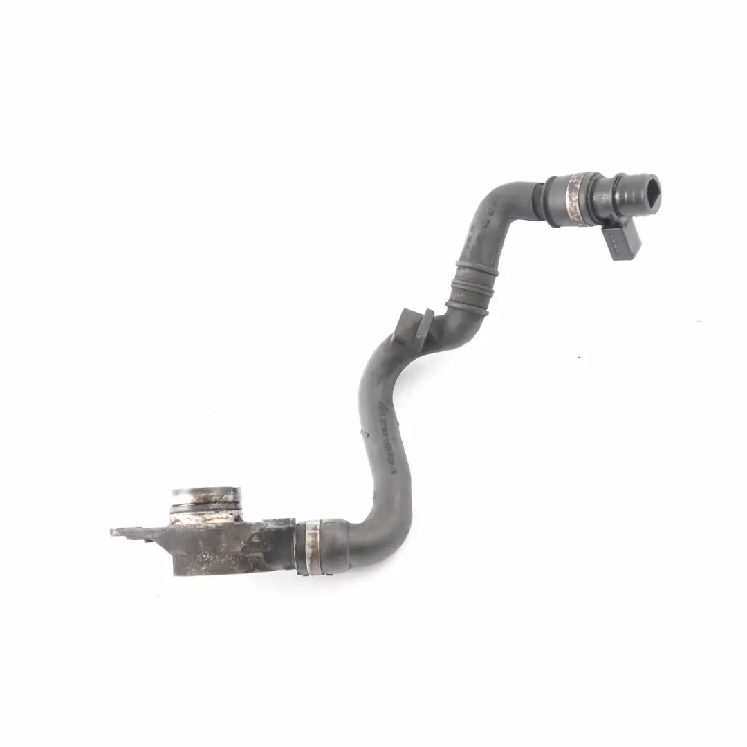Valvola sfiato carter Mercedes W204 W212 OM642 Tubo flessibile per con numero di parte A6420101791 Valvola sfiato carter Mercedes W204 W212 OM642 Tubo flessibile - SKU A6420101791 - Numero di parte A6420101791