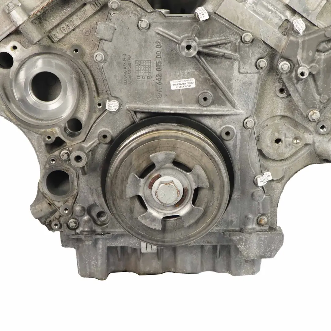 Engine 642852 Mercedes W212 C218 E 350 CDI Bare Engine 642.852 OM642 WARRANTY - SKU A6420104345 - Part number A6420104345